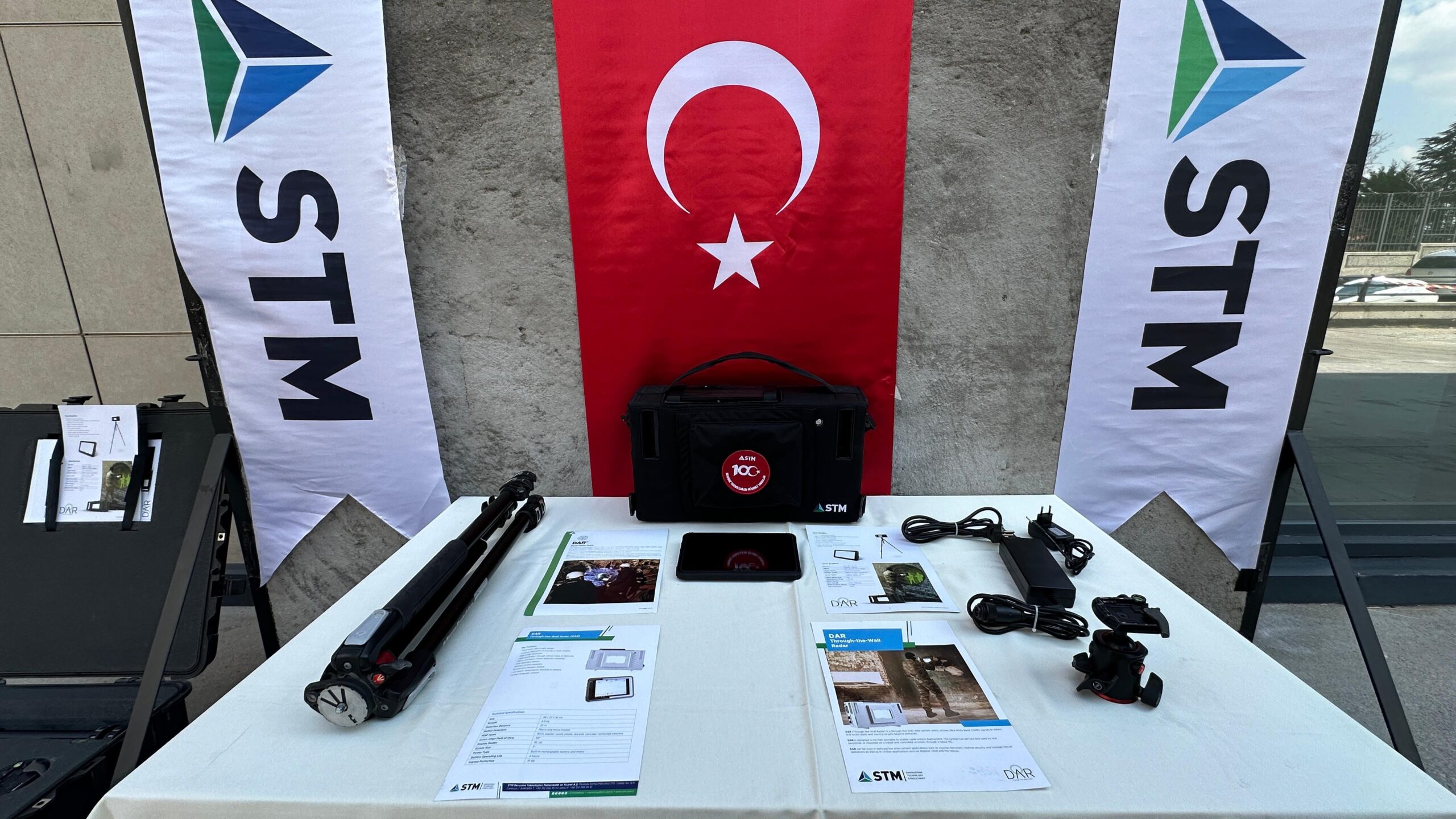 Terörle mücadelede kullanılan “Duvar Arkası Radar” itfaiyenin de envanterinde