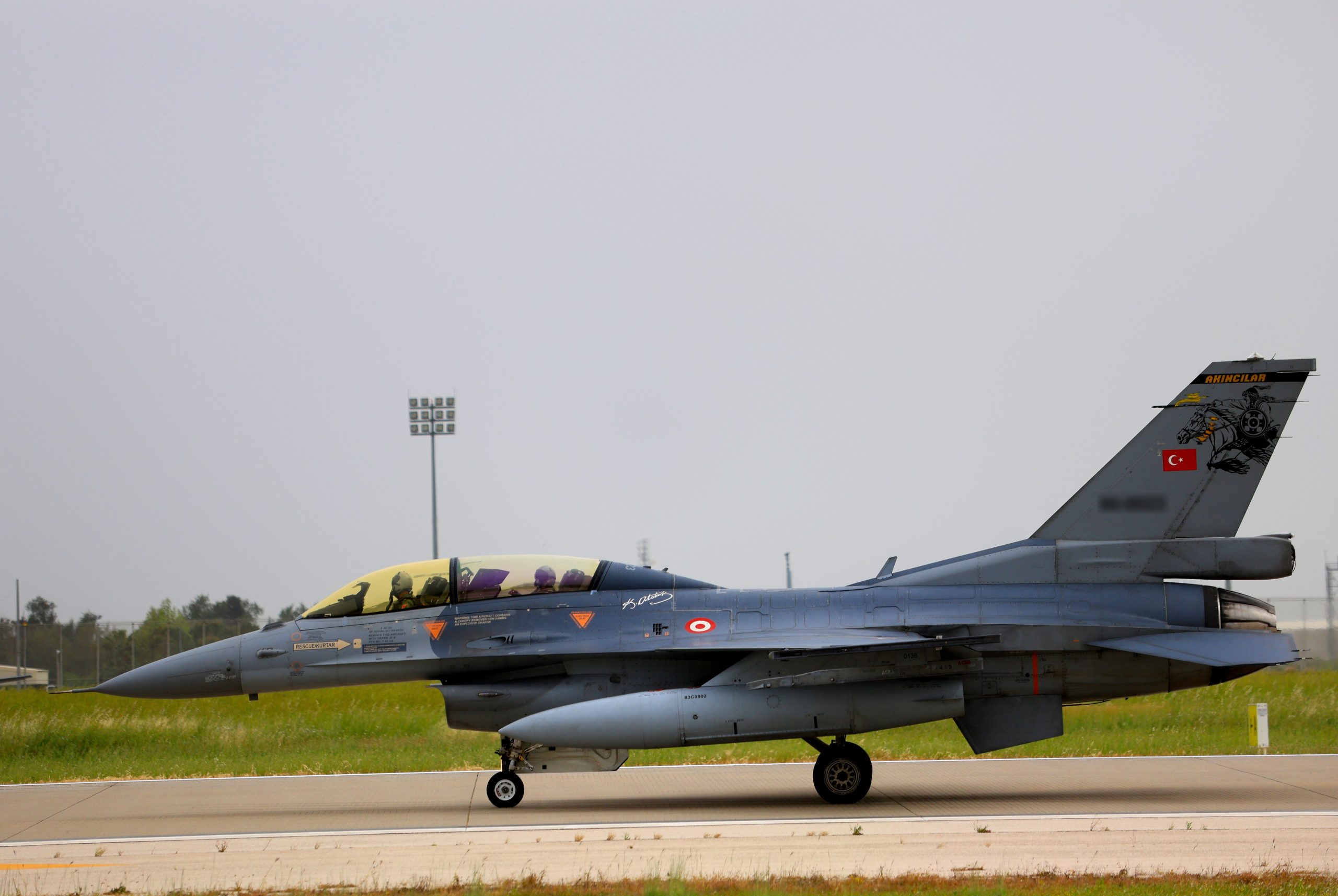F-16’lar, Pilotların Kumandasında Vatanı Koruyor