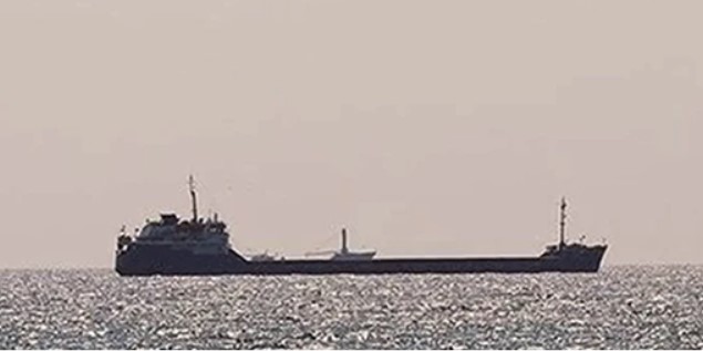 Husiler Füzeyle İngiliz Petrol Tankerini Hedef Aldı