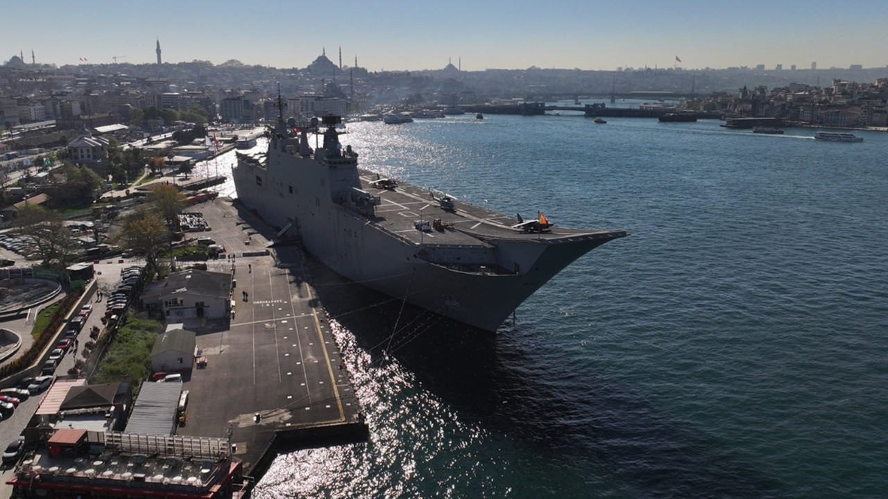 TCG Anadolu’ya benzeyen İspanya Hücum Gemisi böyle görüntülendi