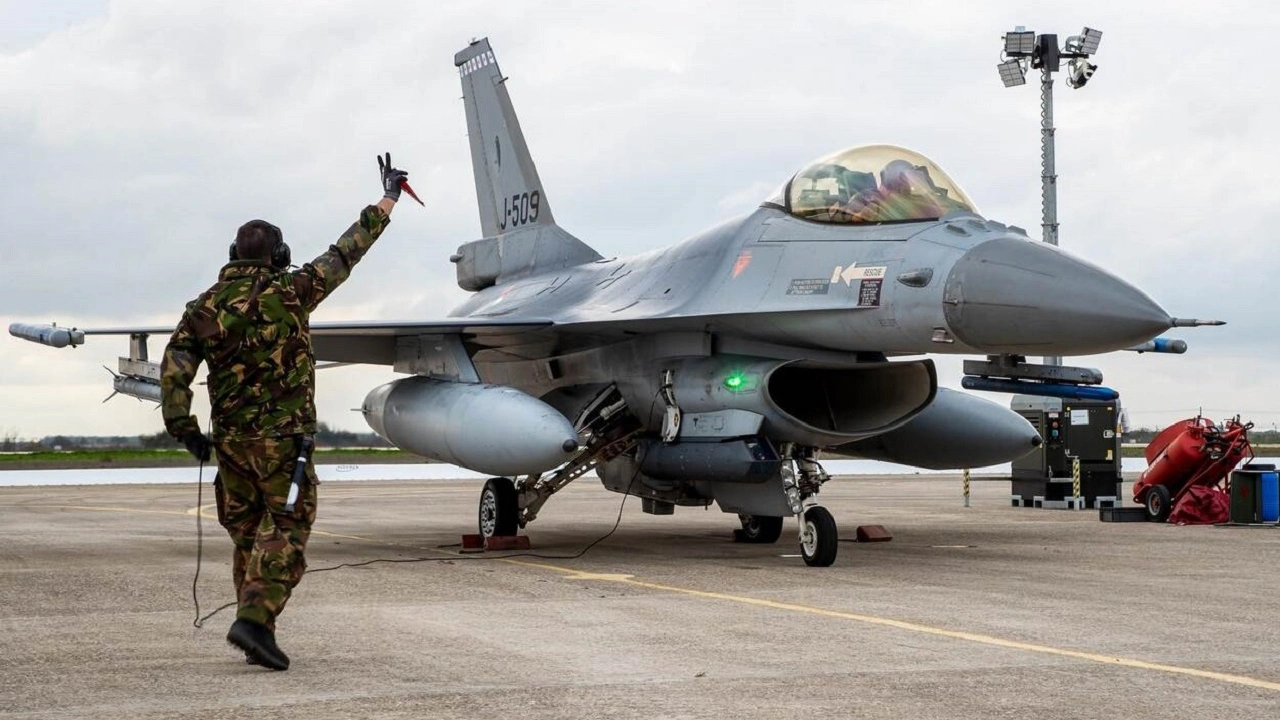 Kremlin: Rusya, Ukrayna’nın F-16’larını Düşürecek