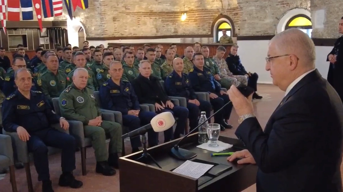 Cumhurbaşkanı Erdoğan, Amfibi Kolordu Komutanlığı Personeliyle Bayramlaştı
