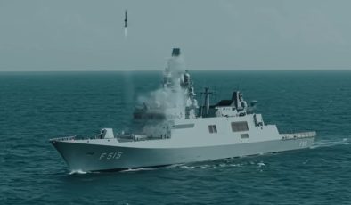 TCG İSTANBUL, HİSAR-D RF Füzesiyle Hedefi Vurdu