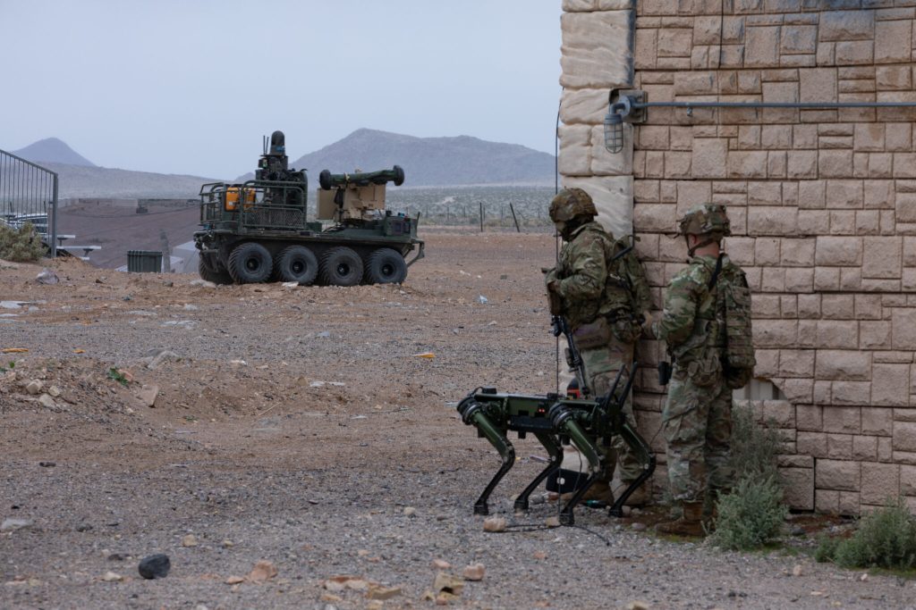 Tayvan ordusunda robot köpekler hangi kritik görevleri üstlenecek