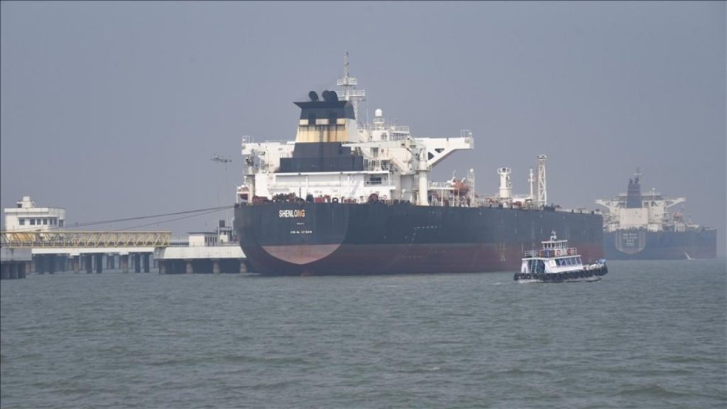 Hürmüz Boğazı'nda ABD ablukası nasıl delindi ve o tanker nasıl geçti