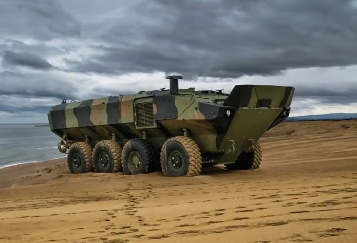 İspanya amfibi harekatta sınıf mı atlıyor? Yeni nesil SUPERAV 8x8 araçları deniz piyadelerini nasıl dönüştürecek?