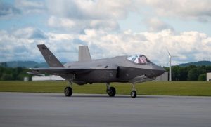 F-35 savaş uçaklarının maliyeti neden bir anda fırladı ve yeni fiyatı ne kadar oldu?