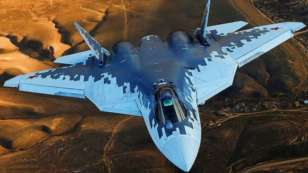 Rusya ve Hindistan beşinci nesil savaş uçağı Su-57E modelini ortaklaşa üretmek için nihai kararı verdi mi