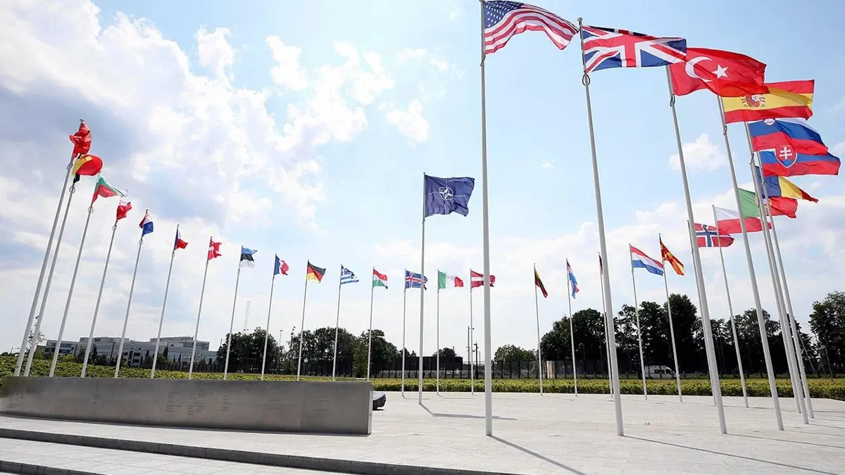 NATO'nun doğu kanadında yeni dönem mi başlıyor? Alman-Hollanda Kolordusu Baltık savunmasını nasıl üstlenecek?