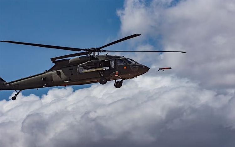 Efsanevi Black Hawk helikopterleri havadan kamikaze İHA yağdırarak savaşın seyrini nasıl değiştirecek