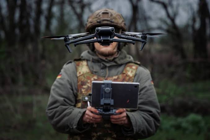 Drone swarms and the new balance of power on the battlefield with artificial intelligence