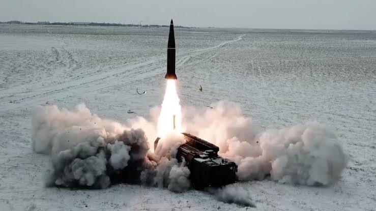 Tactical Nuclear weapons: The dangerous line between deterrence and global catastrophe Tactical Nuclear weapons: The dangerous line between deterrence and global catastrophe