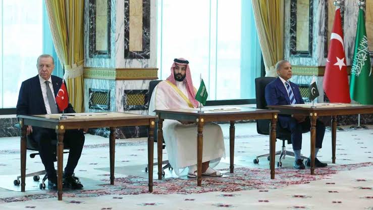 Is the Red Sea becoming a global front?