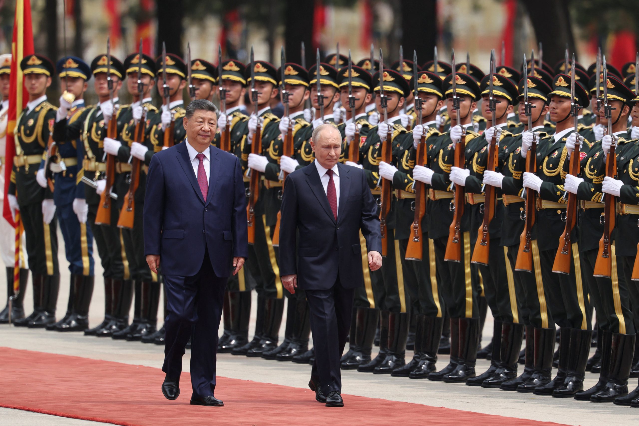 Trump, Putin and Xi summit: Global power balances and defence Trump, Putin and Xi summit: Global power balances and defence